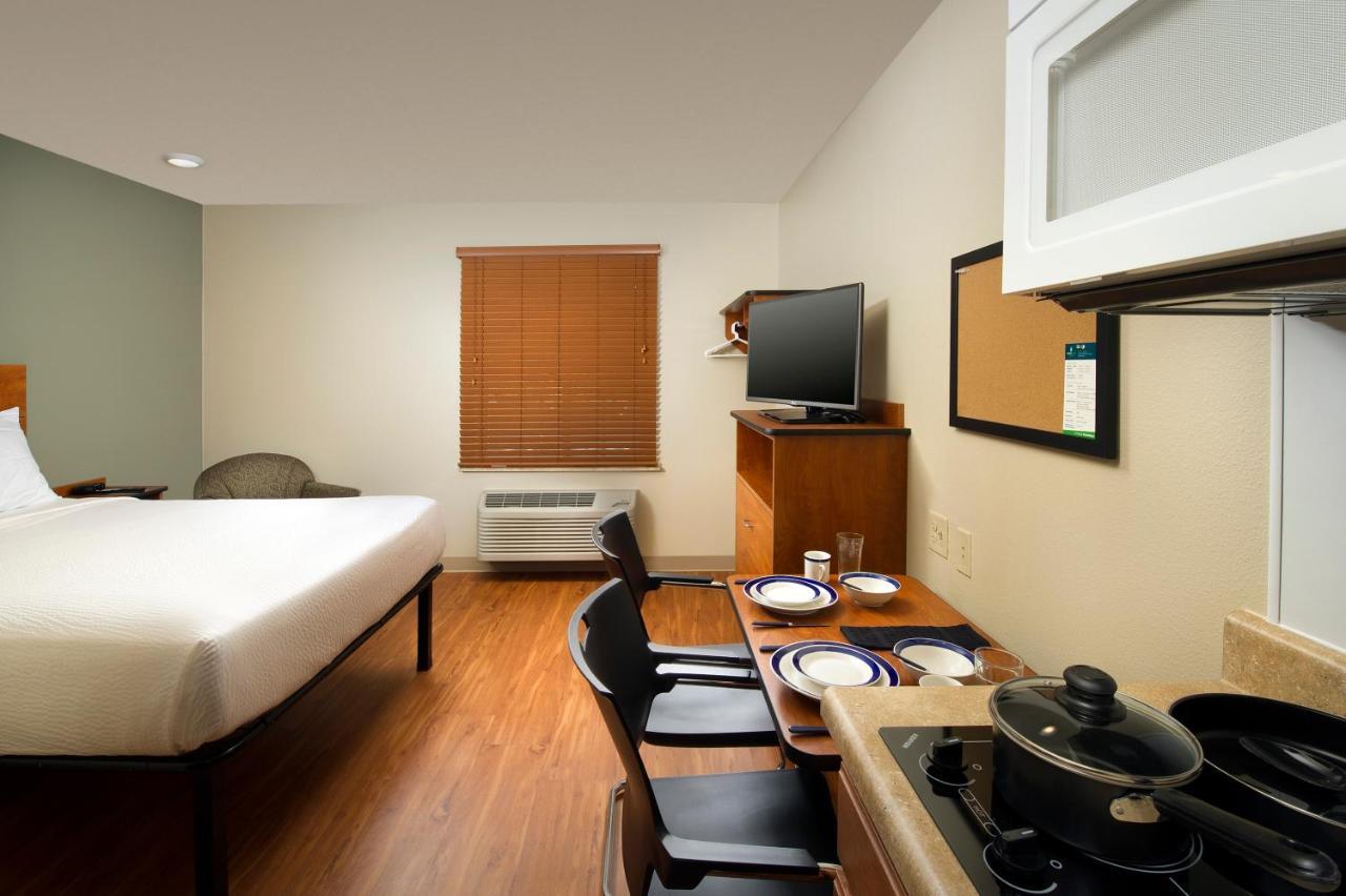 Extended Stay America Suites - Denver - Airport Аурора Екстериор снимка