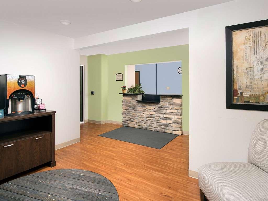 Extended Stay America Suites - Denver - Airport Аурора Интериор снимка