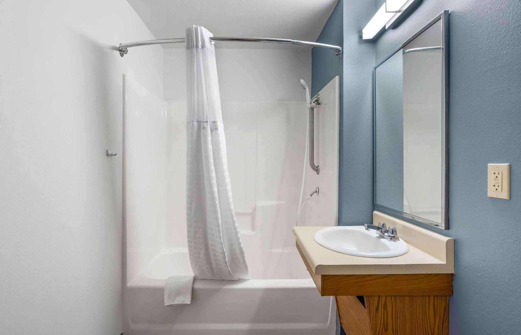 Extended Stay America Suites - Denver - Airport Аурора Екстериор снимка