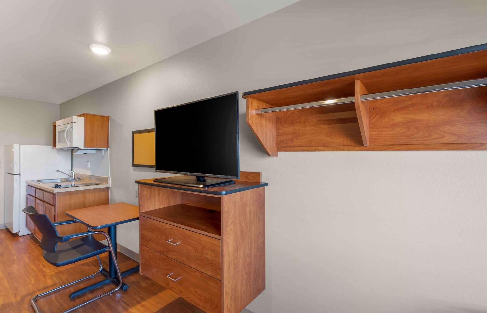 Extended Stay America Suites - Denver - Airport Аурора Екстериор снимка