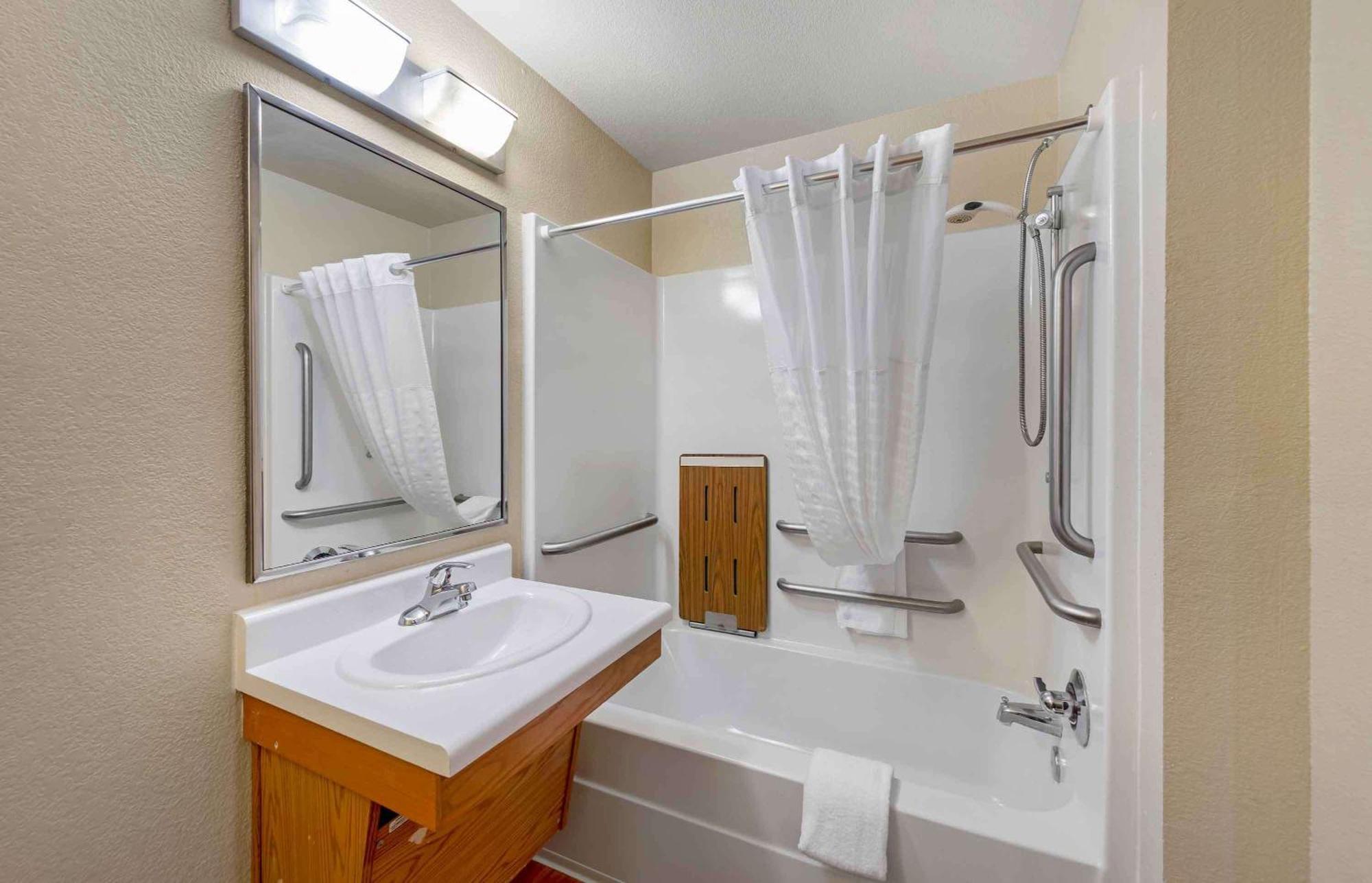 Extended Stay America Suites - Denver - Airport Аурора Екстериор снимка