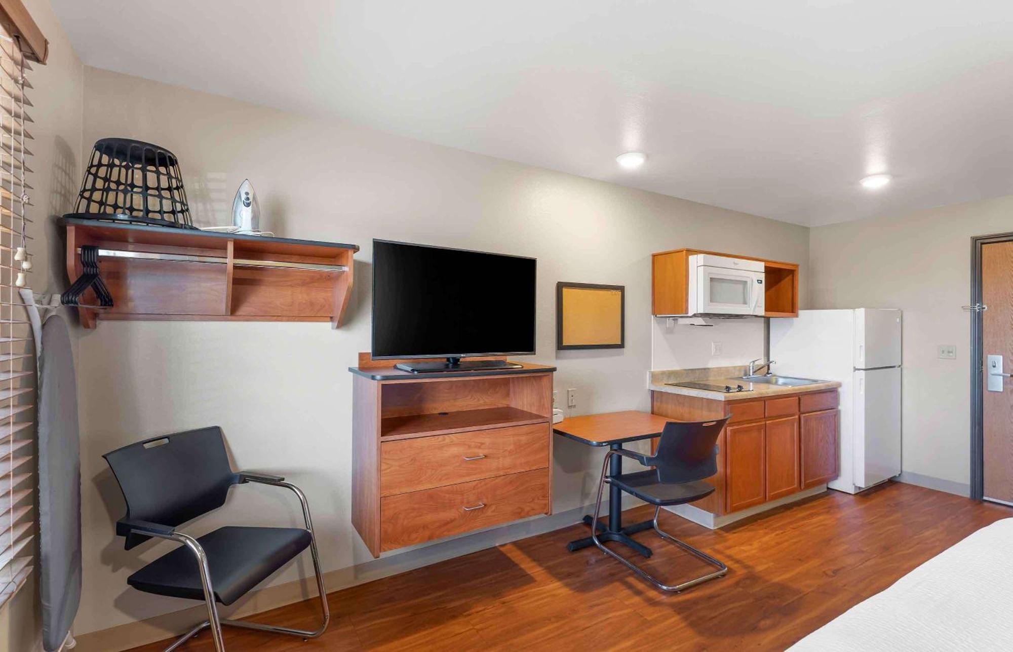 Extended Stay America Suites - Denver - Airport Аурора Екстериор снимка